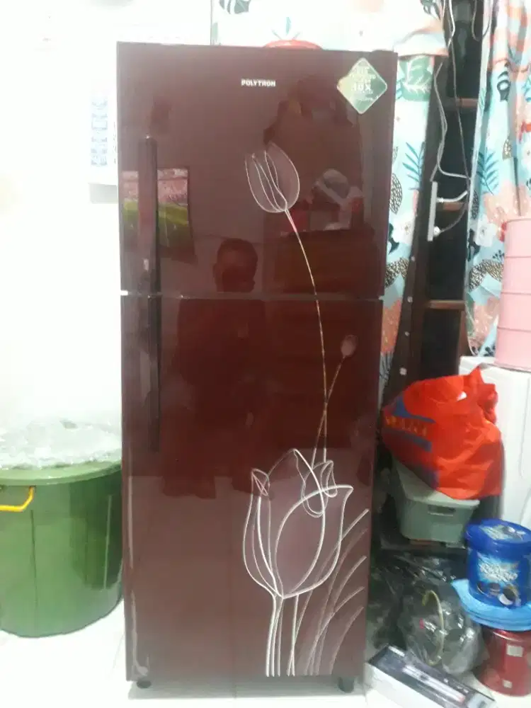 Jual kulkas 2 pintu polytron bagus dingin hrg 1,2jt