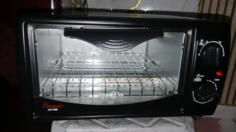 Oven listrik Cosmos