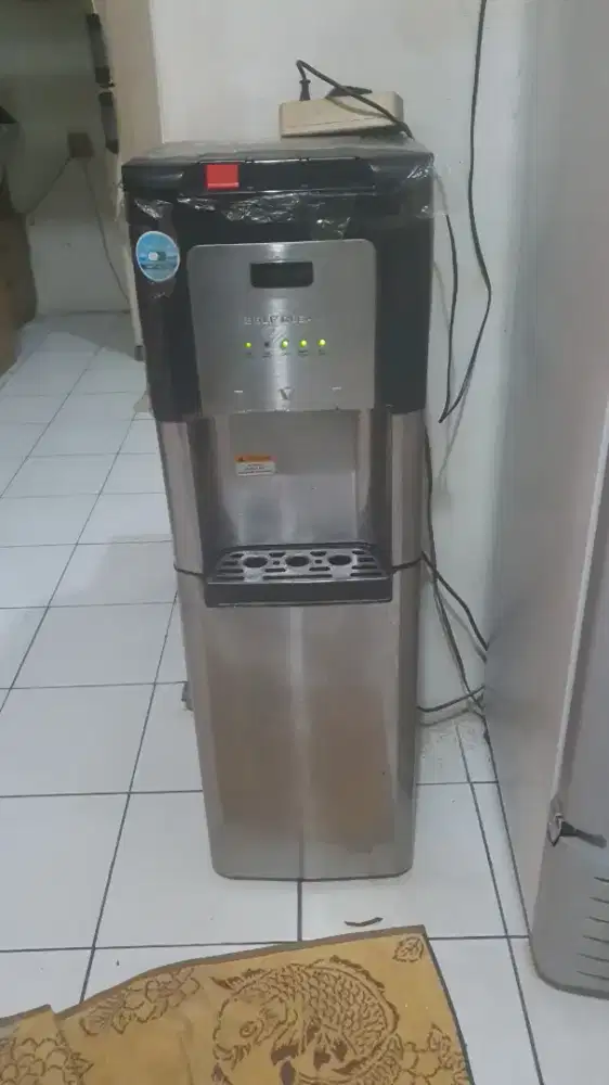 Jual dispenser second merk sharp