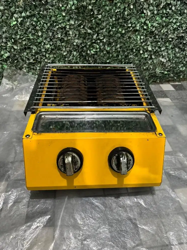 Bakaran untuk sosis, ayam bakar, jagung bakar