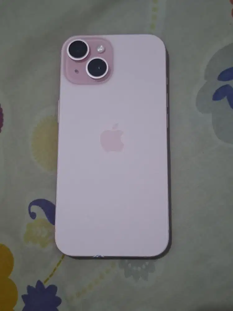 Iphone 15 128gb ibox garansi on