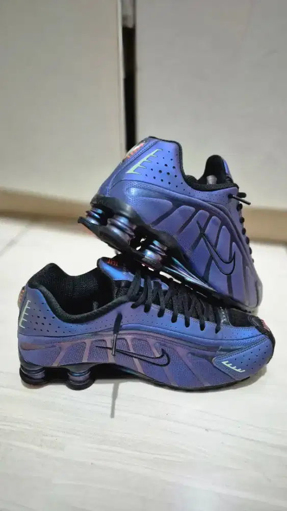Nike Shox R4 Iridescent Purple Originalll Footlocker