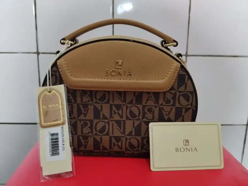 Tas wanita brand BONIA