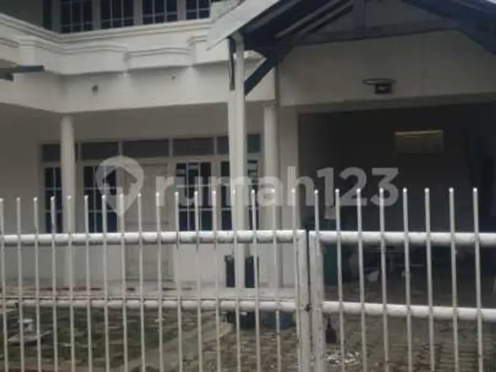 Rumah 2Lantai Siap Huni Cocok untuk Tempat Tinggal, Kantor,Usaha , Akses 2Mobil , Lokasi Strategis, Dekat Tol Buah Batu, Trans Studio Mall,Podomoro Pa