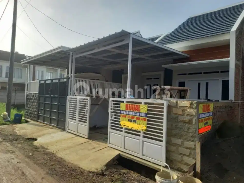 Rumah Baru Siap Huni Dalam Komplek Cibiru, Lokasi Strategis, Dekat Mesjid Al Jabar, Summarecon, Tol Gedebage,Di Soekarno Hatta,Cileunyi, Cibiru,Gedeba