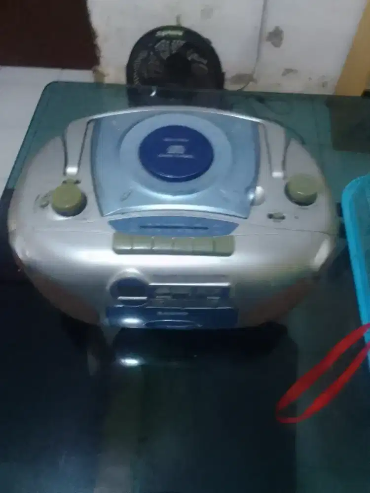 Radio,tape n CD