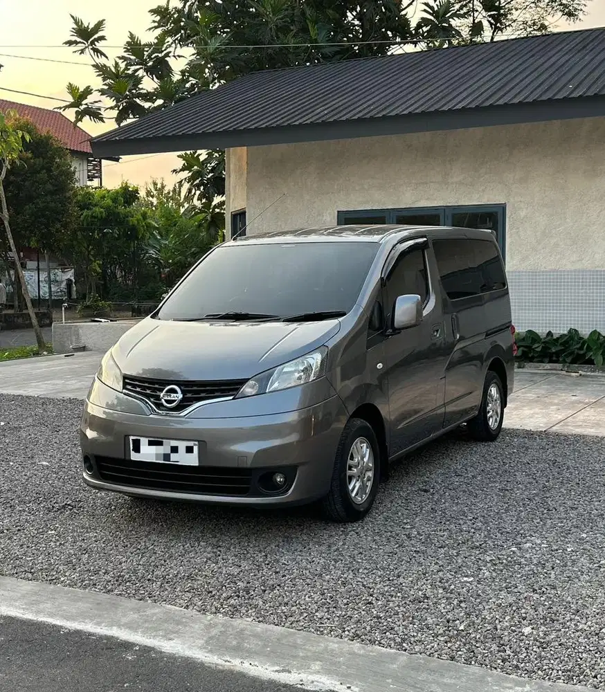 Nissan Evalia XV 2012