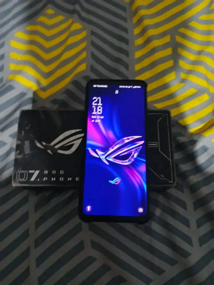 Asus Rog phone 7 12/256 GB RESMI INDO