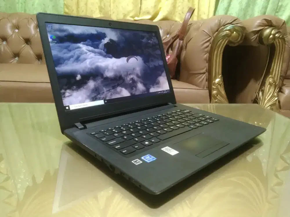 Laptop mulus no minus Lenovo ideapad Ram 4Gb hdd 500Gb