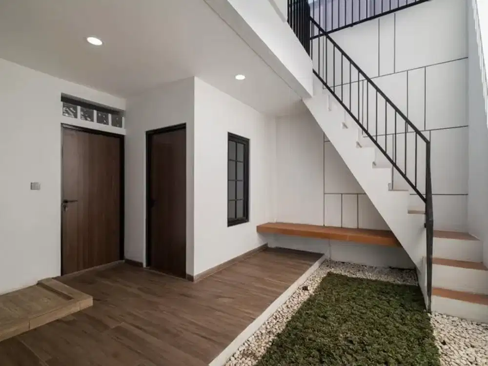 Rumah Modern Antapani Hunian Nyaman Taman Depan Belakang