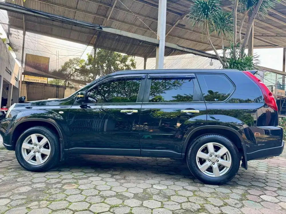 Nissan X-Trail 2009 Bensin