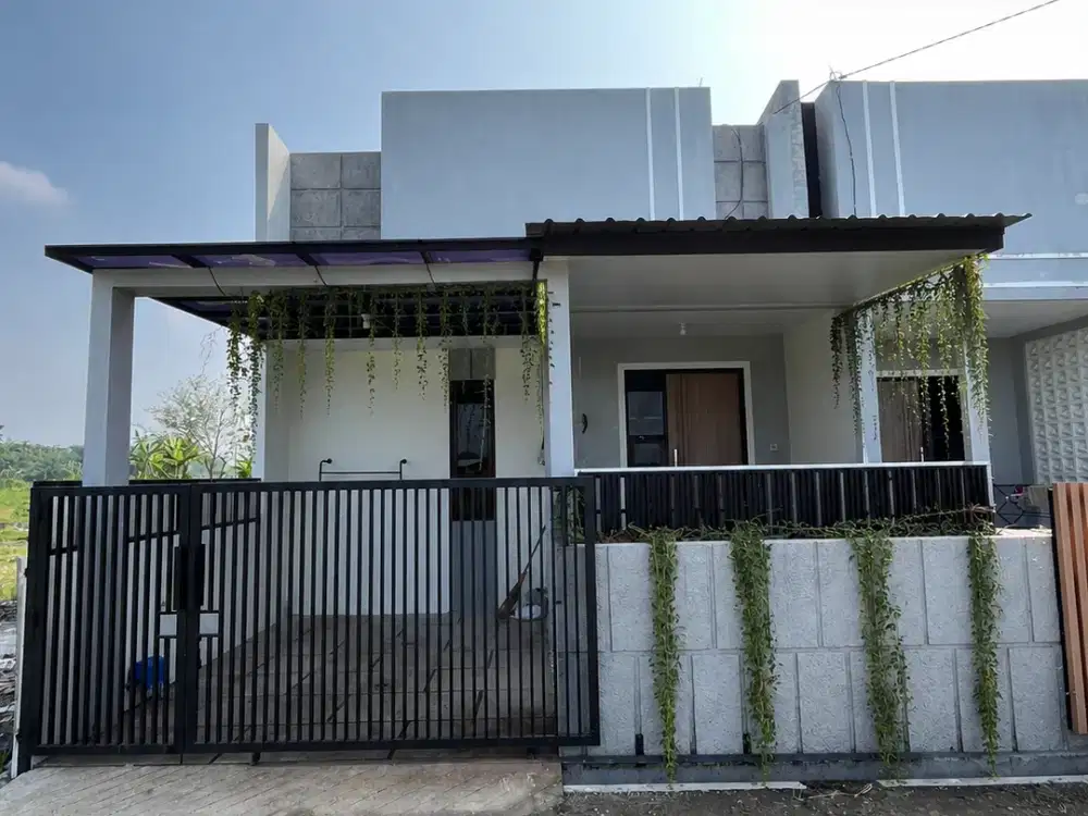 Rumah Minimalis Pinggir Jalan View Sawah Siap Kpr 5 menit ke Jogja-Solo