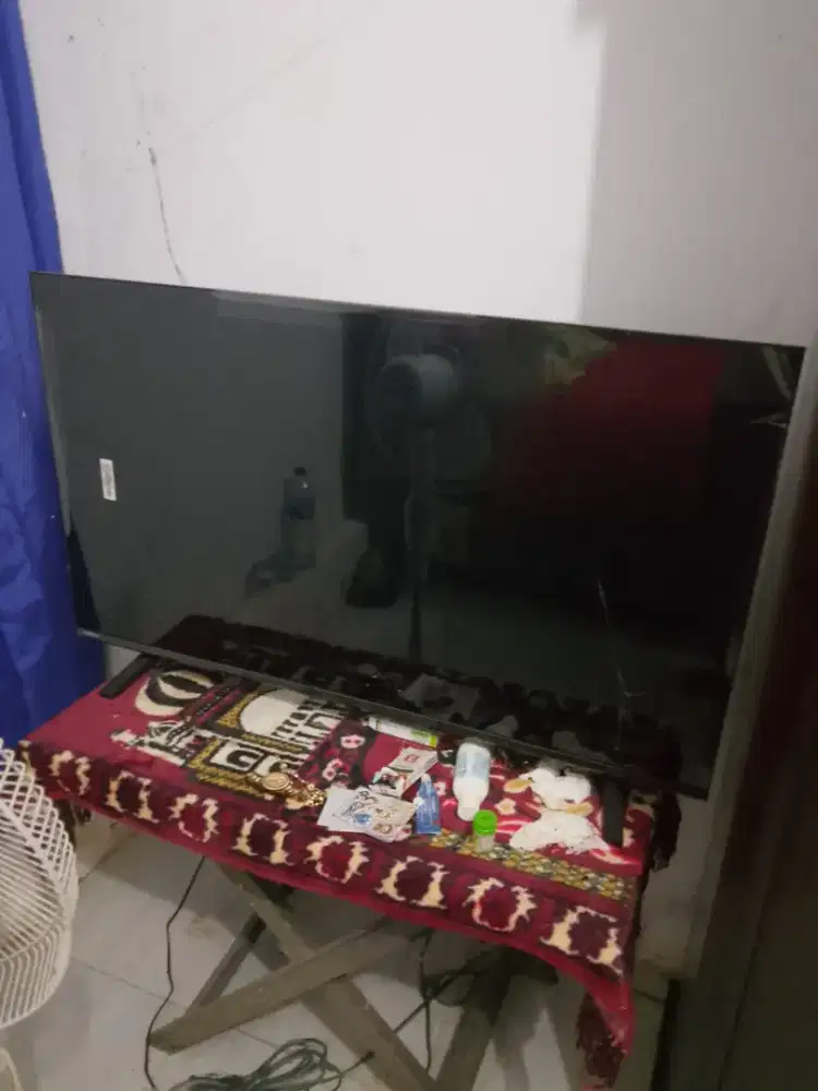 Menjual tv merek Toshiba