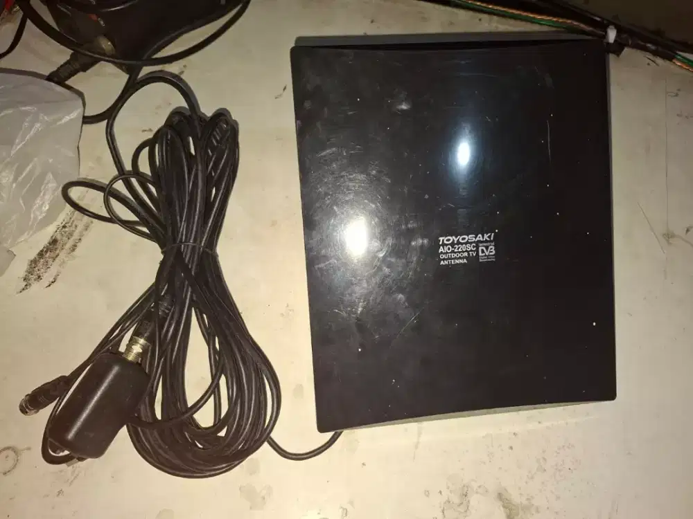 Dijual Antena TV Digital - TOYOSAKI Masih Bagus