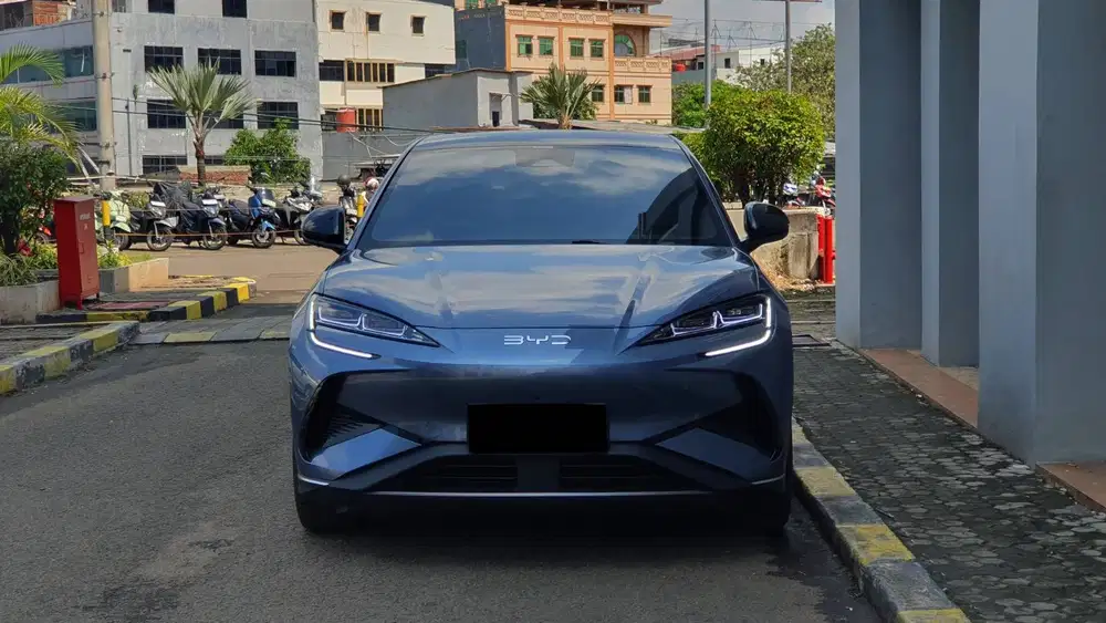 BYD Sealion 7 Performance AWD 4.5s Atlantis Grey 2025 Like New Low KM