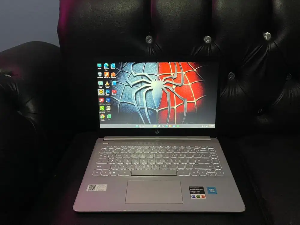 JUAL BELI LAPTOP BEKAS MACBOOK SEMUA KITA BELI LANGSUNG KE LOKASI