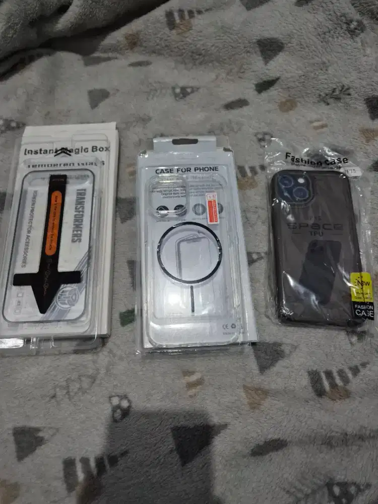 Jual Case dan Tempered Glass Grotic Iphone 15 basic (Semua)