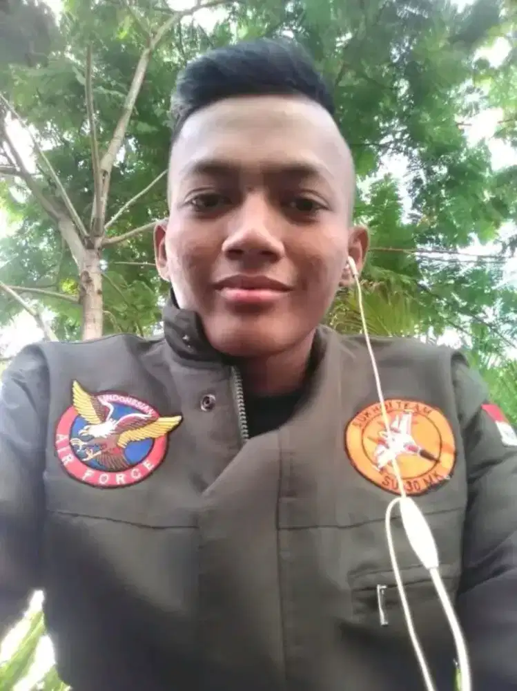 Mencari pekerjaan security/satpam,kurir ekspedisi, penjaga kos-kosan