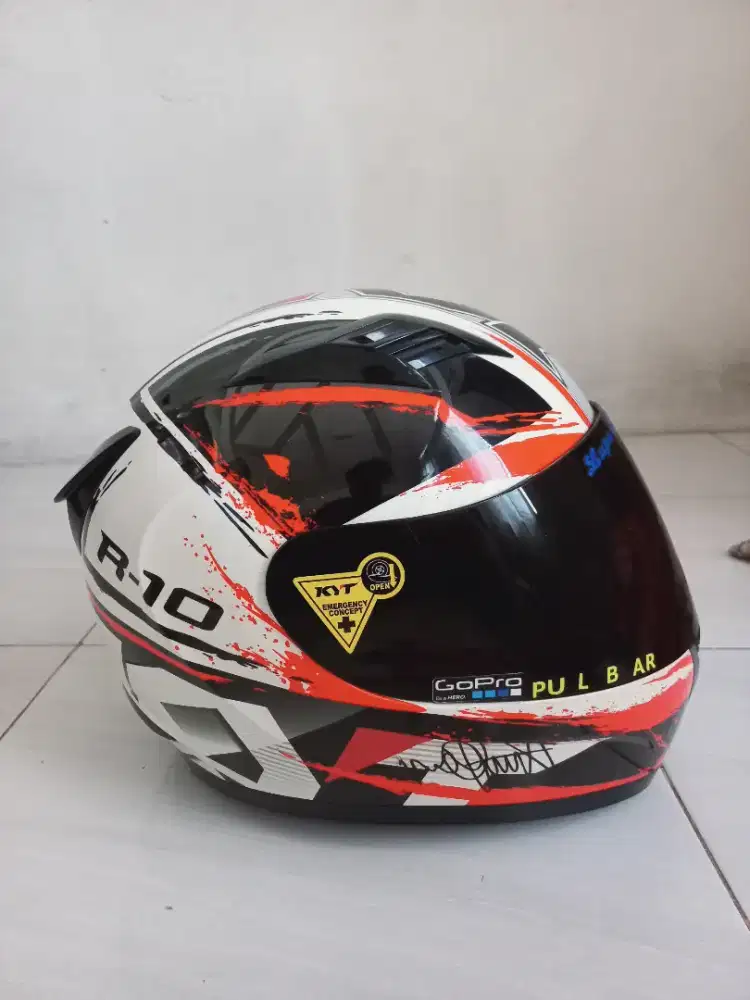Helm Full Face Mulus