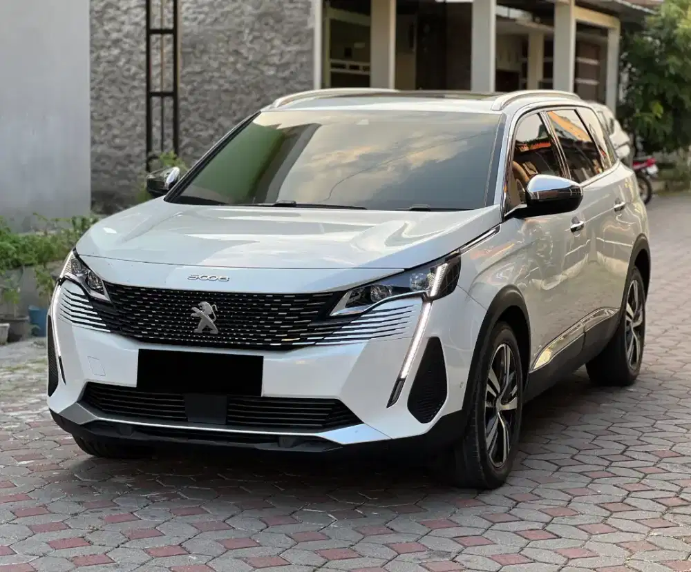 PEUGEOT 5008 ALLURE PLUS