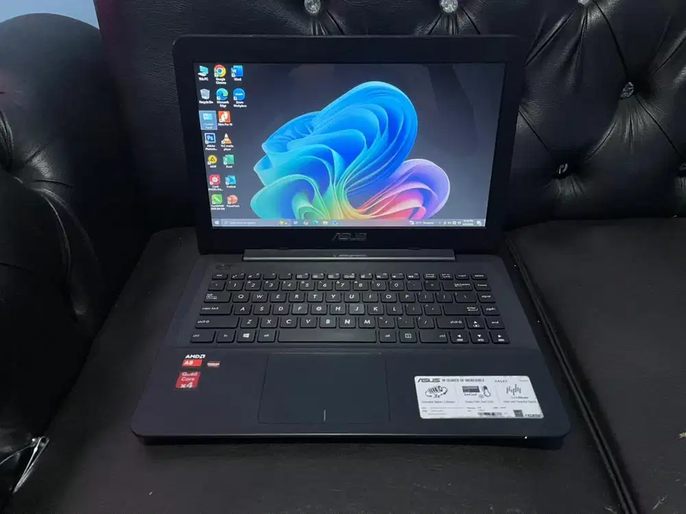 JUAL BELI LAPTOP BEKAS MACBOOK SEMUA KITA BELI LANGSUNG KE LOKASI