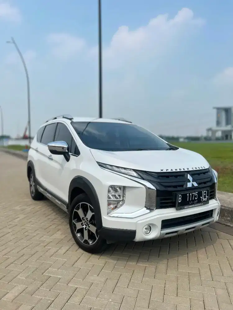 XPANDER CROSS 2022 MATIC PREMIUM PACKAGE TERMURAH