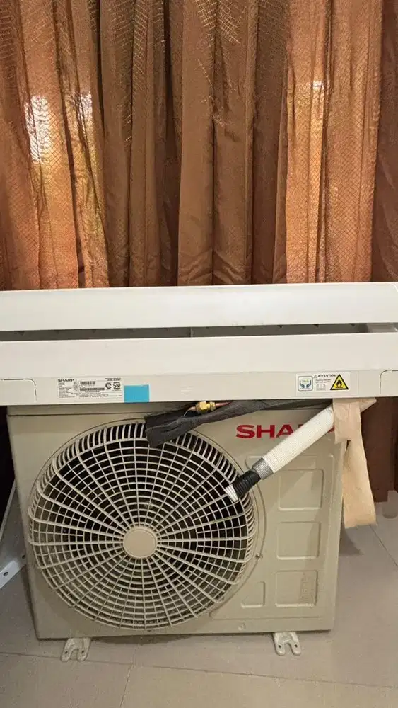 AC Sharp 3/4 PK Garansi