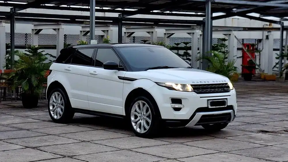 Land Rover Range Rover Evoque 2015 Low KM 35RB Antik