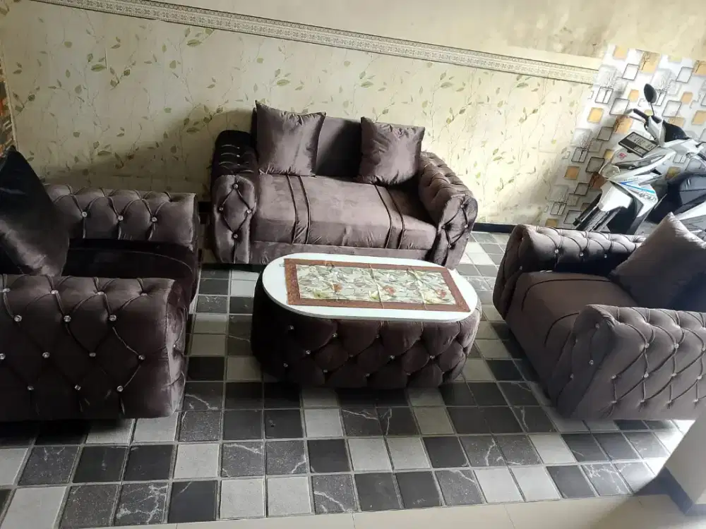 Sofa Kancing Type 211 + Meja