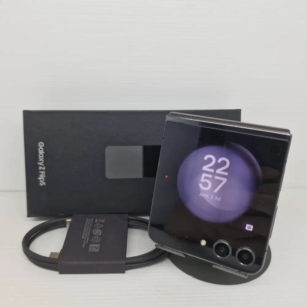 MULUS SAMSUNG GALAXY Z FLIP 5 5G 8/512 GRAPHITE KOMPLIT