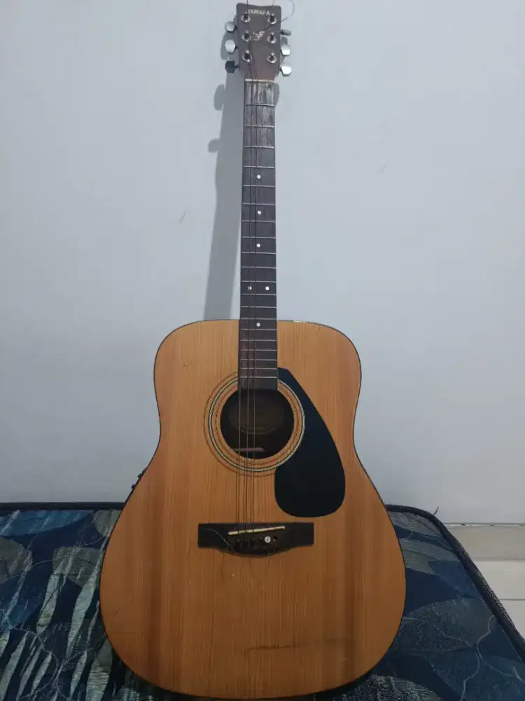 Jual Gitar yamaha