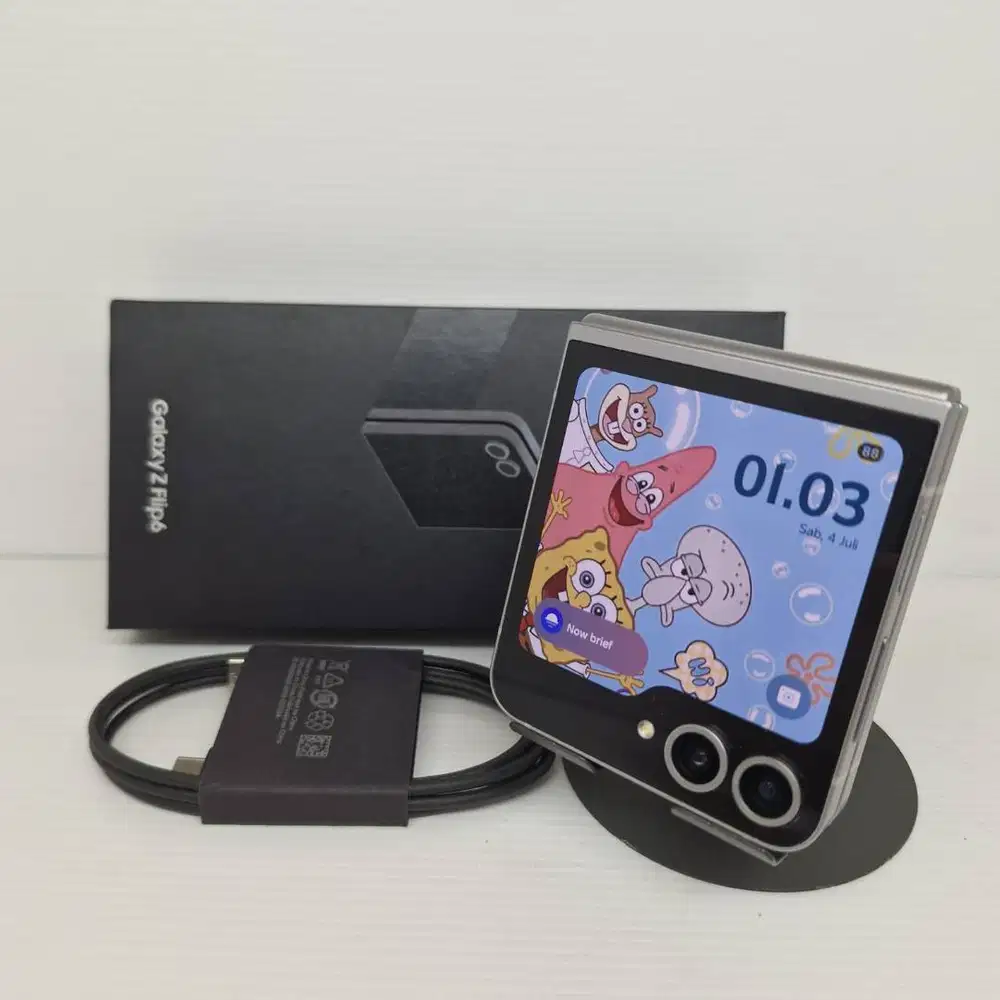 MULUS SAMSUNG GALAXY Z FLIP 6 5G 12/256 SILVER KOMPLIT