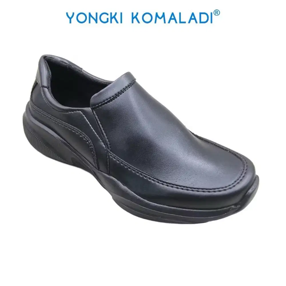 Sepatu pantofel yongki komaladi