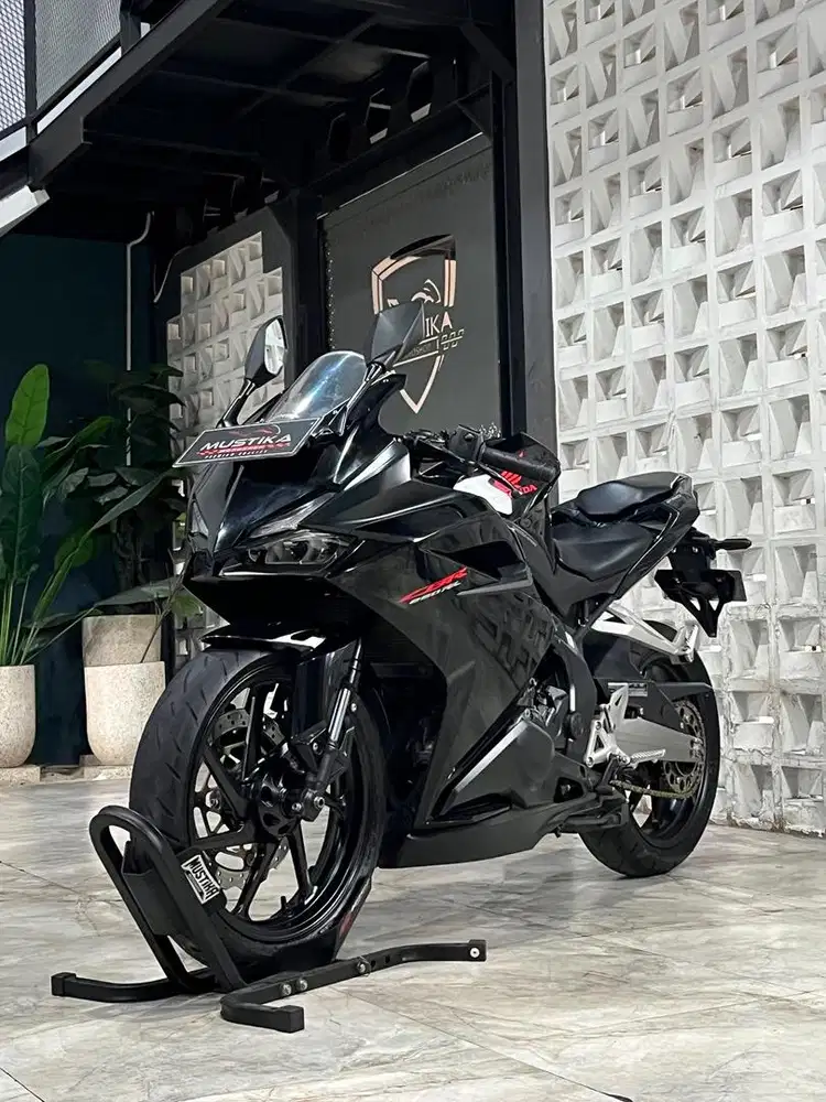 Terbatas!!Honda CBR 250 Th 2020 - Ayu Mustika
