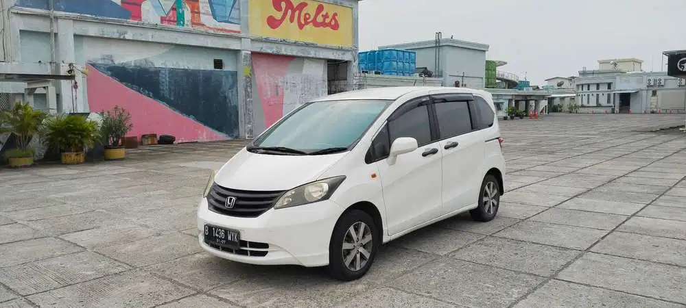 Honda Freed 2011 Bensin