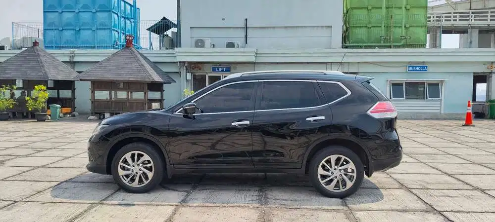 Nissan X-Trail 2016 Bensin