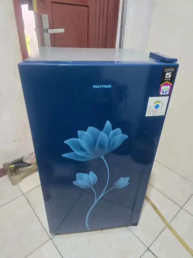 kulkas 1 pintu polytron