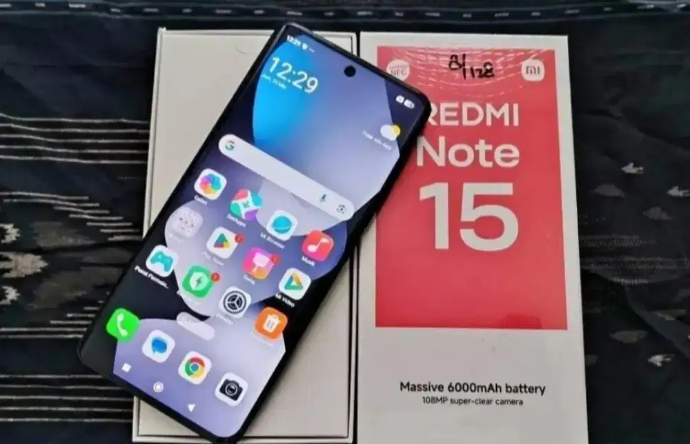 redmi note 15 ram 8/128 kumplit mulus pemakaian 2 minggu