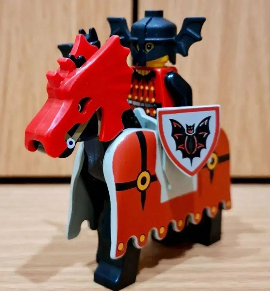 Lego castle vintage - Batlord with horse & Fright knight barding