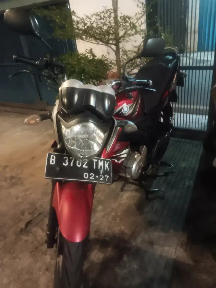 YAMAH VIXION TH 2012 TGN 1 NAMA SENDIRI PAKAI DR BARU