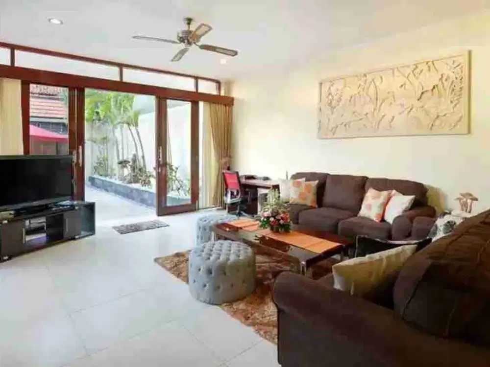 Villa Mewah Modern 500 Meter ke Pantai Legian - Thumbnail 5
