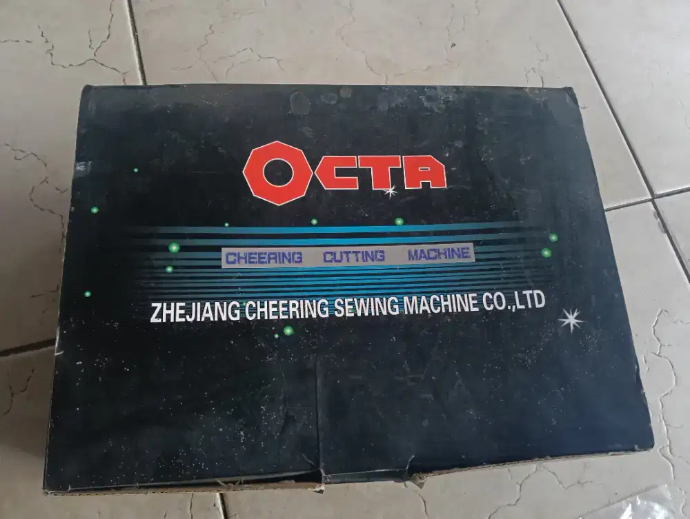 Octa RS 100 baru belum di pakai  mesin potong bahan