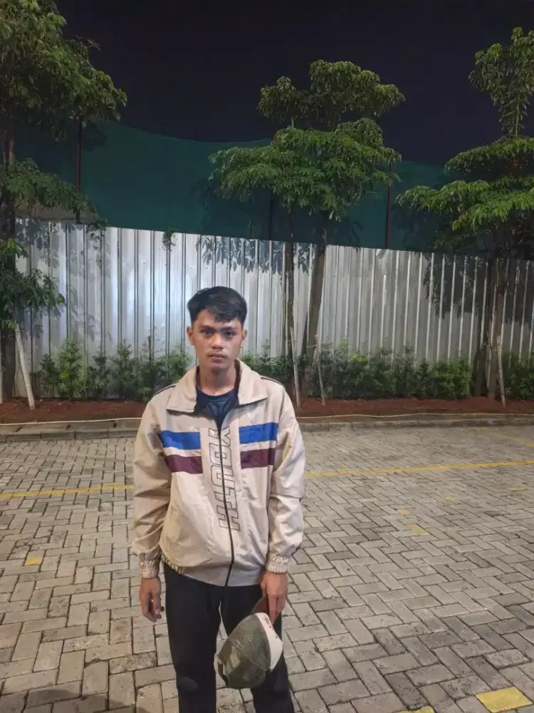 MENCARI PEKERJAAN APA SAJA