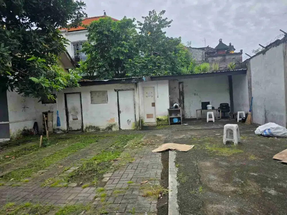 Gudang dan Kantor Siap Pakai Gatsu Timur LT 1.060 m²