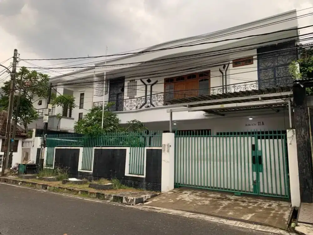 Disewakan Rumah Luas di Sunter Agung Permai Jakarta Utara