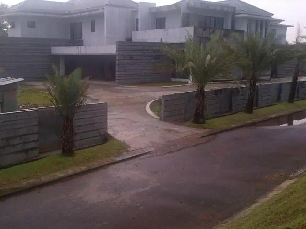 Dijual Rumah View Lapangan Golf di Bukit Golf Reverside Cimanggis