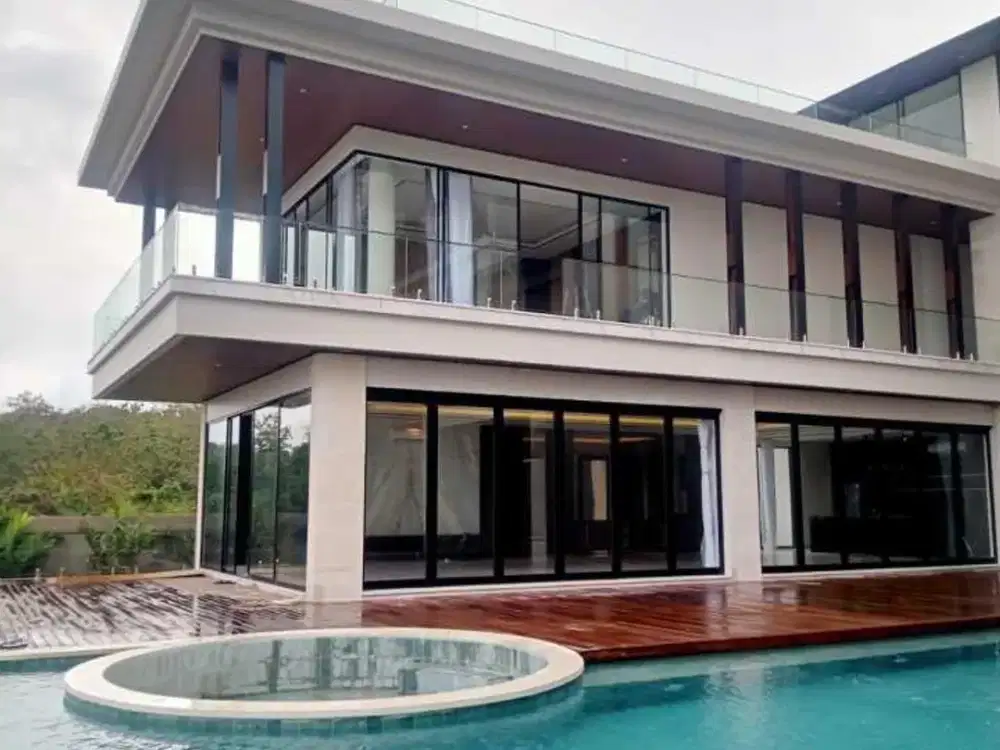 Dijual Villa Mewah 3 Lantai Bangun Mandiri Uluwatu Bali