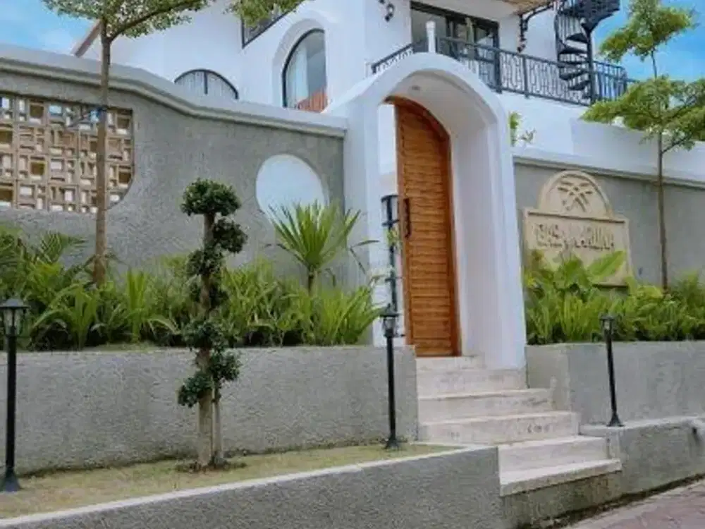 Dijual Vila Cantik Bangunan Mandiri Ada Pool Ungasan Bali