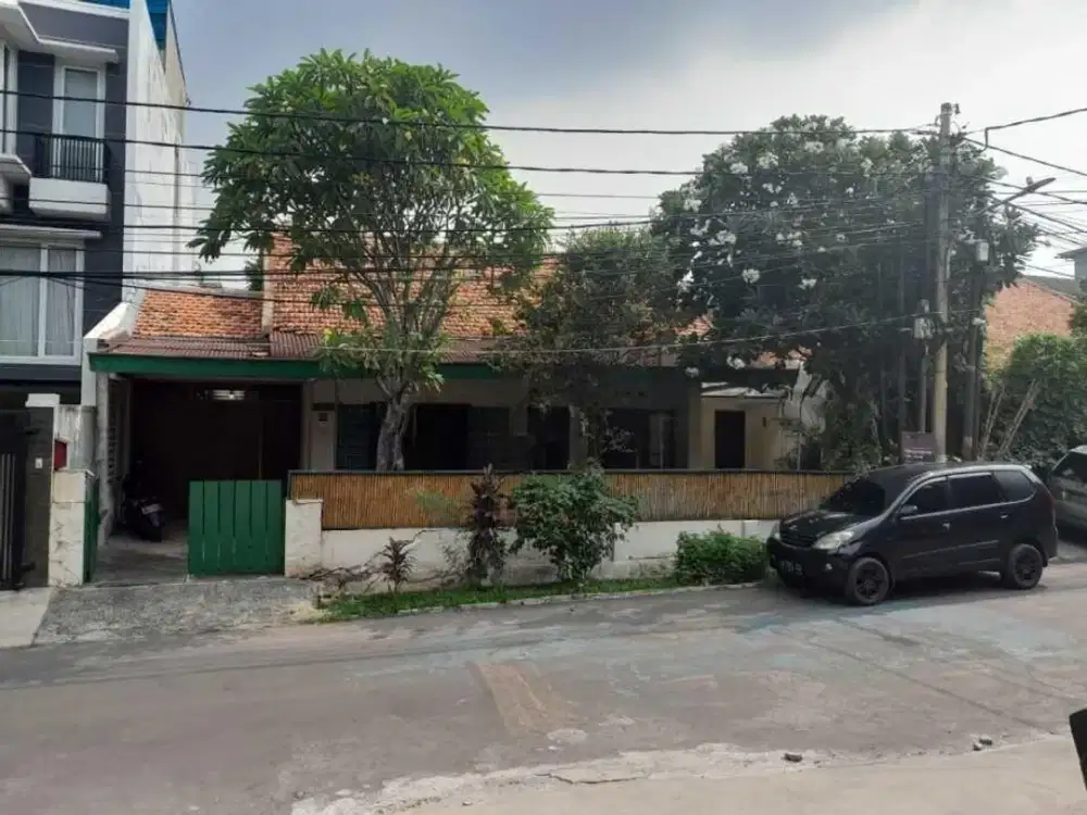 Dijual Rumah Luas di Cilandak Barat Jakarta Selatan