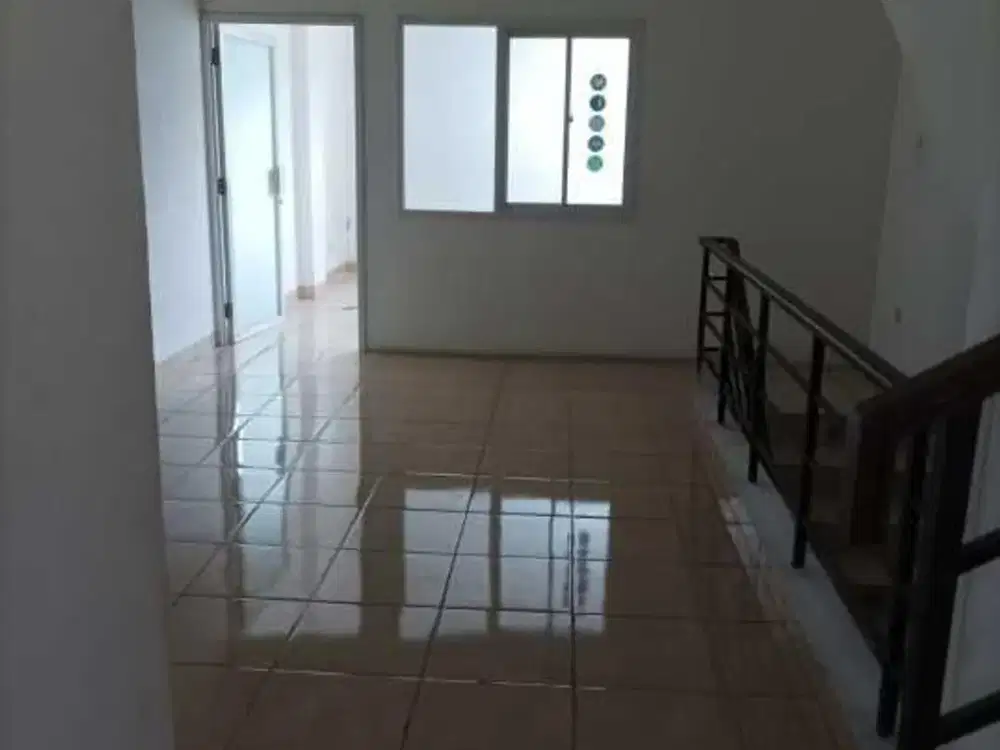 Disewakan Ruko 3 Lantai Hadap Jalan Gading Serpong